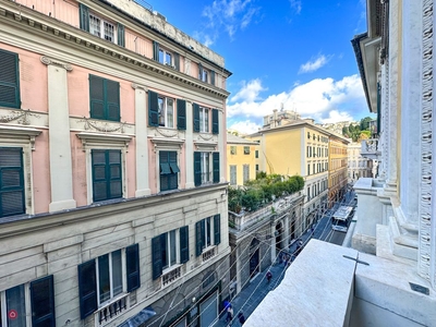 Appartamento in Vendita in roma a Genova