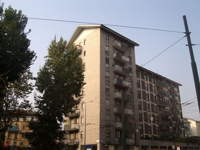 Appartamento in Vendita in Via Alberto Caroncini 15 a Milano