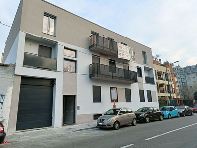 Appartamento in Vendita in Via Bordighera 43 a Milano