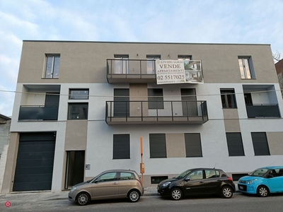 Appartamento in Vendita in Via Bordighera 43 a Milano