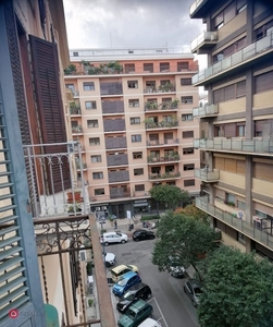 Appartamento in Vendita in Via carducci a Palermo