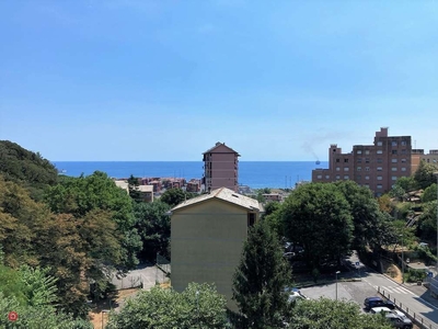 Appartamento in Vendita in Via Cravasco 97 a Genova