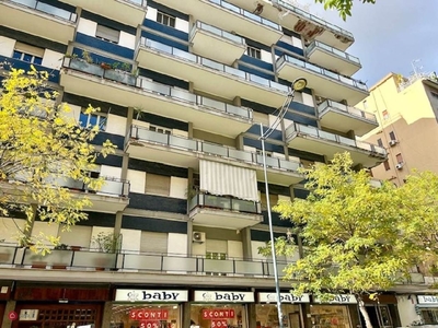 Appartamento in Vendita in Via del Bersagliere 44 a Palermo