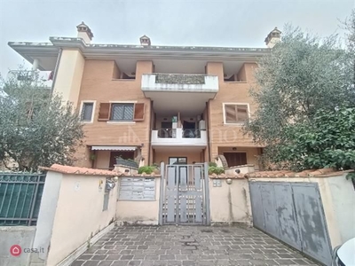 Appartamento in Vendita in Via Oricola a Roma