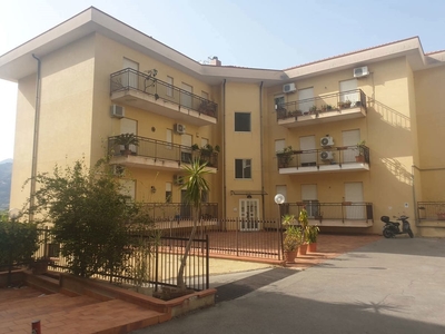 Appartamento in Via Altofonte , 435/C, Palermo (PA)
