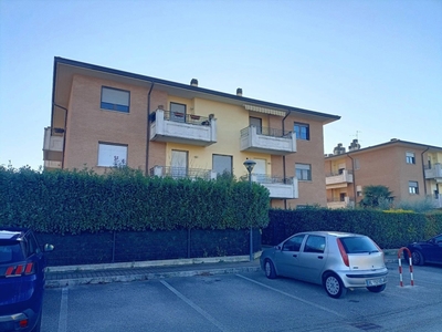 Appartamento in Via Coli, 1, Deruta (PG)
