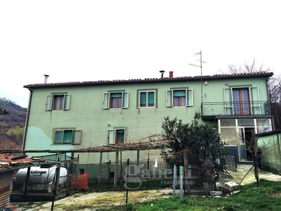 Casa Indipendente in Via Faito, Duronia (CB)