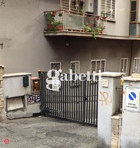 Garage/Posto auto in Vendita in Via Bresadola 37 a Roma
