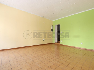 Immobile commerciale in Affitto a Vicenza, 380€, 27 m²