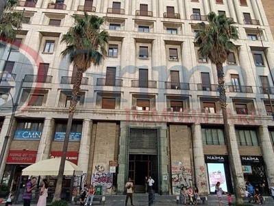 Magazzino in Vendita a Napoli, 35'000€, 60 m²