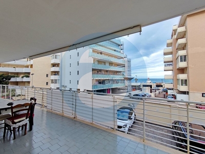 Quadrilocale in Vendita a Bari, zona San Cataldo - Faro, 225'000€, 125 m²