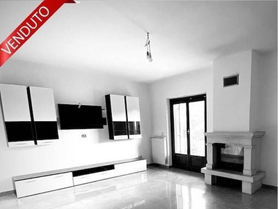 Villa bifamiliare in vendita a Opi, Sr 83, 1 - Opi, AQ