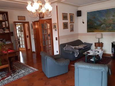 Villa bifamiliare in Vendita a Pisa, 295'000€, 150 m², arredato, con Box
