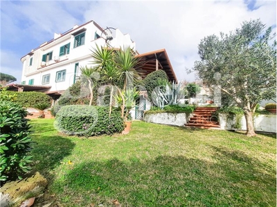 Villa bifamiliare in Via Madonna Del Pantano, 131, Giugliano in Campania (NA)