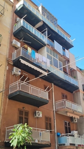 Appartamento di 110 mq in vendita - Palermo