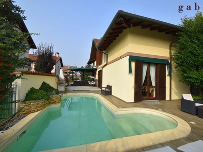 Villa di 300 mq in vendita - Boffalora Sopra Ticino