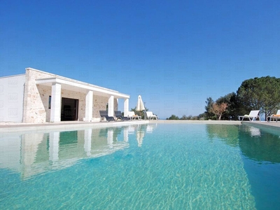 Villa Maremonti: Villa vista mare con piscina privata, Animali Ammessi