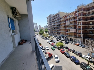 Appartamento di 140 mq in affitto - Taranto