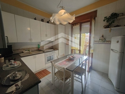 Appartamento in Vendita a Campobasso, zona Centro, 160'000€, 170 m²