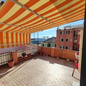 Appartamento in Vendita in Piazza Amatore Sciesa 5 a Genova
