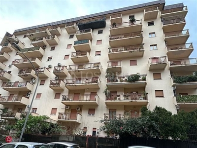 Appartamento in Vendita in Via Andrea Cesalpino a Palermo