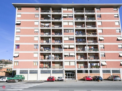 Appartamento in Vendita in Via Molassana 106 a a Genova