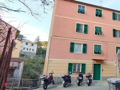 Appartamento in Vendita in Via Romana della Castagna a Genova