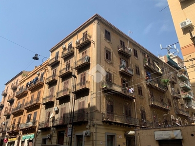 Appartamento in Vendita in Via Vincenzo Errante 5 a Palermo