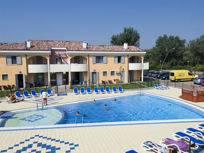 Appartamento vacanze per 8 persone con piscina