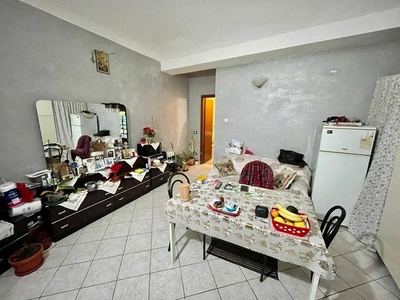 Bilocale in Vendita a Alessandria, zona Centro-P.zza Garibaldi, 42'000€, 45 m²