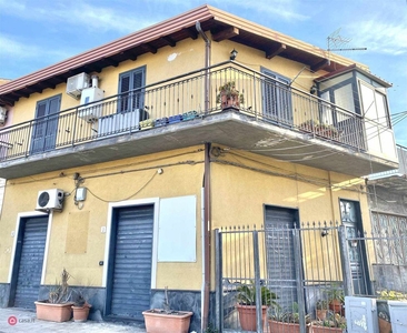 Casa indipendente in Vendita in Via Santa Maria di Licodia 120 a Belpasso