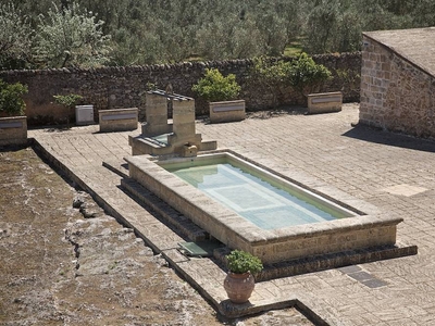 Casale a Lecce con piscina, giardino e terrazza