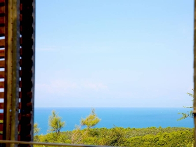 Casale a Rosignano Marittimo con giardino, terrazza e piscina