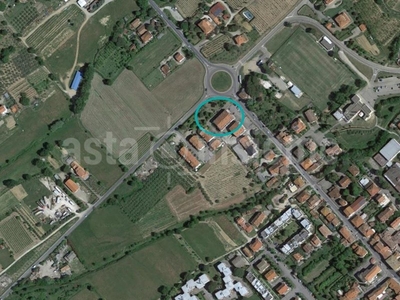 Monolocale in Vendita a Arezzo, 11'600€, 89 m²