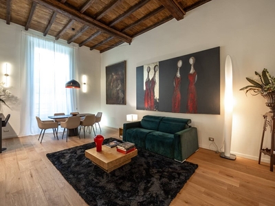 Quadrilocale in Affitto a Torino, zona Centro, 3'000€, 116 m², arredato