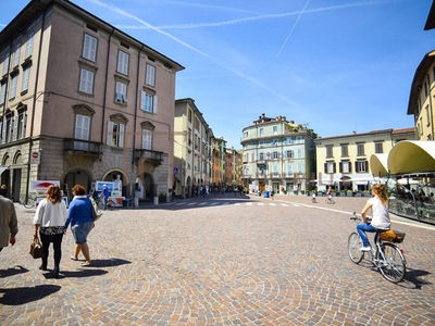 Quadrilocale in Vendita a Bergamo, zona Centralissimo, 590'000€, 175 m²