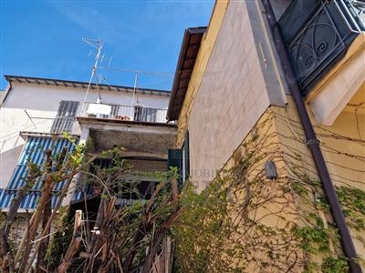 Semindipendente - Porzione di casa a Centro, Ventimiglia