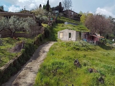 Terreno edificabile con progetto approvato per villa singola