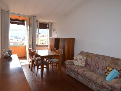 Trilocale in Vendita a Lecco, zona Germanedo, 149'000€, 90 m²