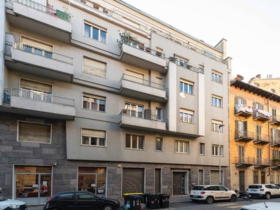 Trilocale in Vendita a Torino, zona San Salvario, 185'000€, 85 m²