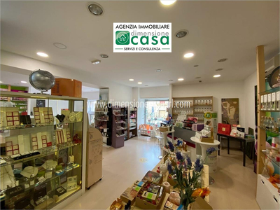 Vendita A - Locale commerciale San Cataldo