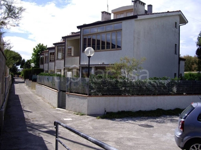 Villa a Schiera in affitto a Comacchio viale Alpi Orientali Nord, 68