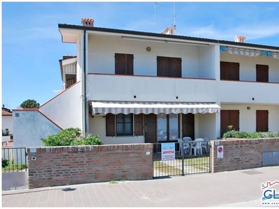 Villa a Schiera in affitto a Comacchio viale dei Mille, 101
