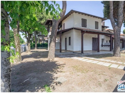Villa a Schiera in affitto a Comacchio viale Portogallo, 93