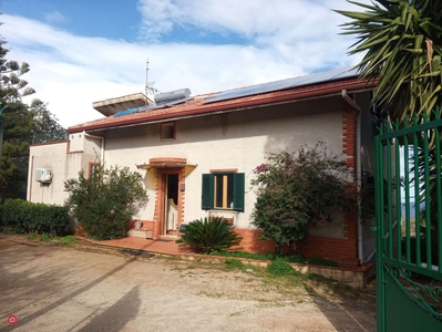 Villa in Vendita in Via EVA PERON 29 a Monreale