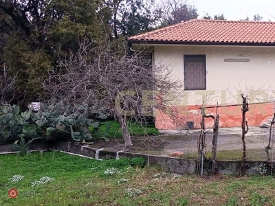 Villa in Vendita in Via fossa gelata a Zafferana Etnea