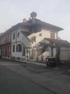 villa indipendente in affitto a Torino