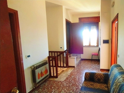 Appartamento in affitto a Calvi Dell'umbria Terni Frazione Santa Maria Maddalena