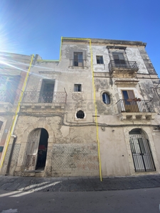 Casa indipendente in Via VITTORIO VENETO - Ortigia, Siracusa