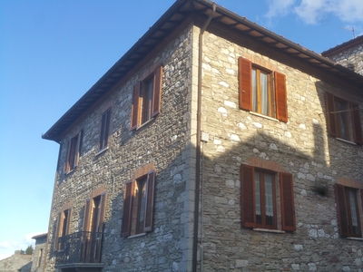 Villa a schiera in melezzole - Montecchio